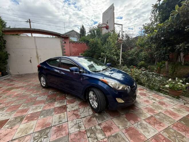Hyundai Elantra 2012, 250,000 km - 1.8 l - Bakı