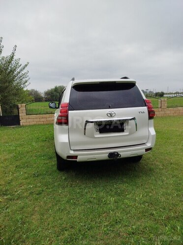 Toyota Land Cruiser Prado 2010, 199,000 km - 2.7 л - Sabirabad