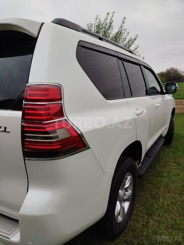Toyota Land Cruiser Prado 2010, 199,000 km - 2.7 л - Sabirabad