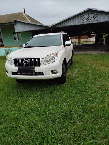 Toyota Land Cruiser Prado 2010, 199,000 km - 2.7 л - Sabirabad
