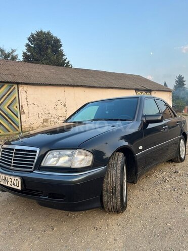 Mercedes C 240 2000, 300,000 km - 2.4 l - Cəlilabad