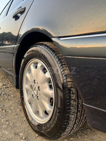 Mercedes C 240 2000, 300,000 km - 2.4 l - Cəlilabad