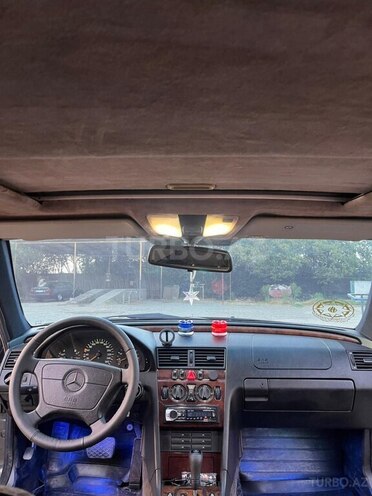 Mercedes C 240 2000, 300,000 km - 2.4 l - Cəlilabad