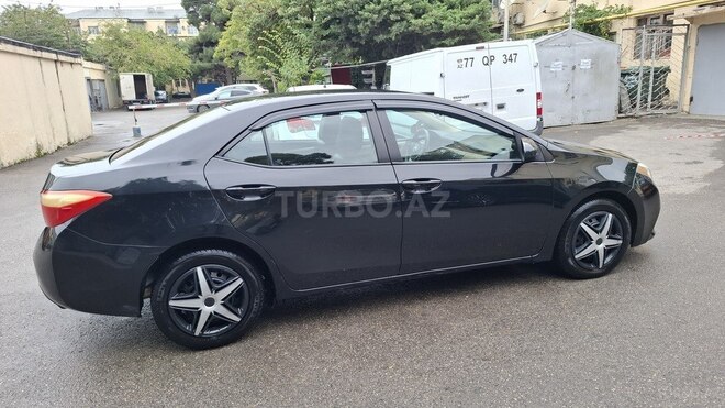 Toyota Corolla 2014, 138,581 km - 1.8 л - Bakı