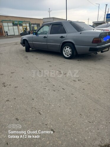 Mercedes 300 D 1989, 250,000 km - 3.0 л - İmişli