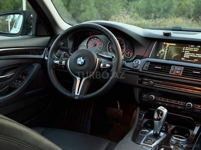 BMW 528 2014, 140,000 km - 2.0 л - Gəncə