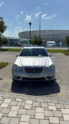Mercedes E 240 2003, 304,000 km - 2.6 l - Bakı