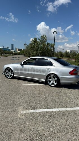 Mercedes E 240 2003, 304,000 km - 2.6 l - Bakı