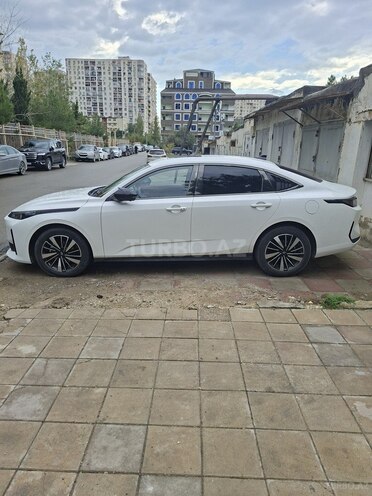 Changan Qiyuan A05 2025, 35,600 km - 1.5 л - Bakı
