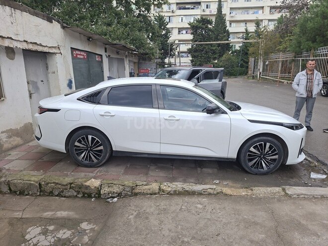 Changan Qiyuan A05 2025, 35,600 km - 1.5 л - Bakı