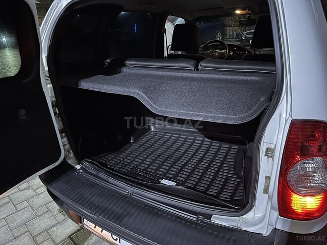 Chevrolet Niva 2014, 200,000 km - 1.7 l - Bakı