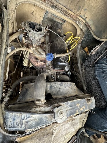UAZ 452 1982, 200,000 km - 2.4 l - Astara