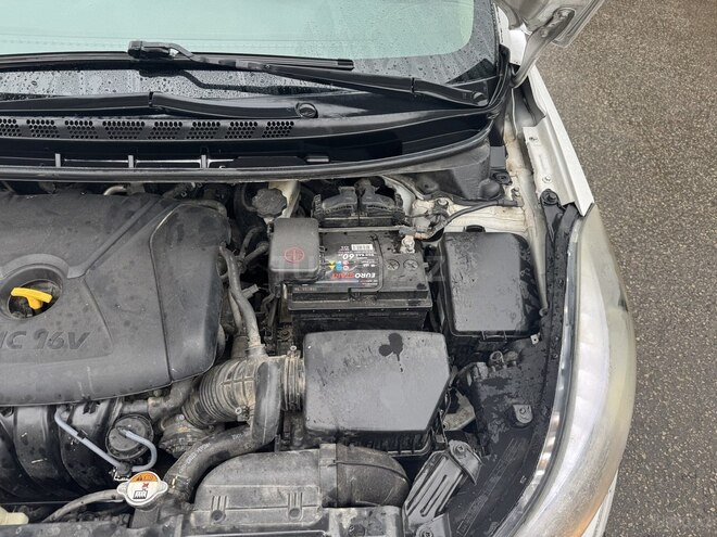 Hyundai Elantra 2014, 105,500 km - 1.8 l - Bakı