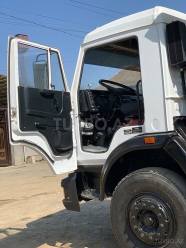 KamAz 65115 2012, 141,000 km - 11.0 l - Astara