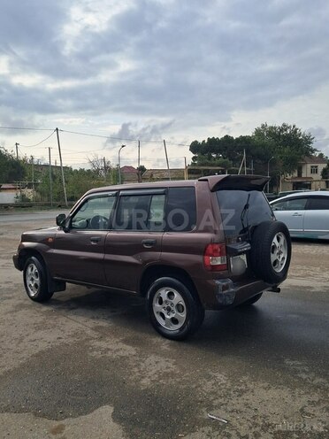 Mitsubishi Pajero io 1999, 286,000 km - 1.8 l - Bakı
