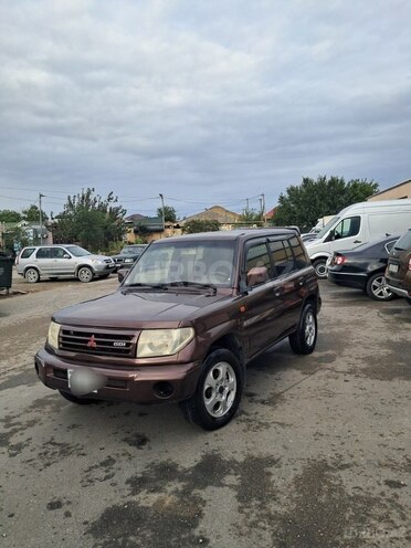 Mitsubishi Pajero io 1999, 286,000 km - 1.8 l - Bakı