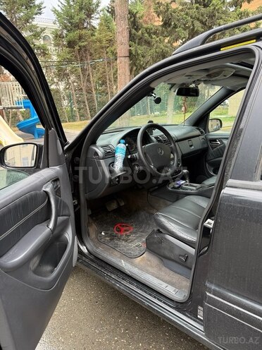 Mercedes ML 320 2003, 270,000 km - 3.2 l - Bakı