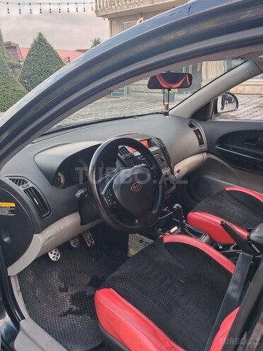 Kia  2008, 550,000 km - 1.6 l - Şəki