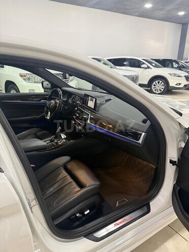 BMW 530 2017, 129,000 km - 2.0 l - Bakı