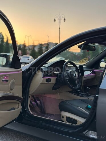 BMW 330 2006, 260,000 km - 3.0 l - Sumqayıt