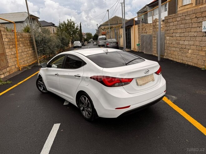 Hyundai Elantra 2015, 149,500 km - 1.8 l - Bakı