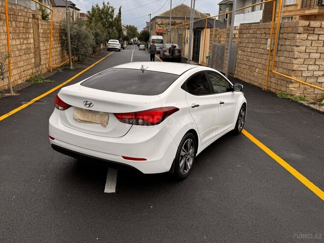 Hyundai Elantra 2015, 149,500 km - 1.8 l - Bakı
