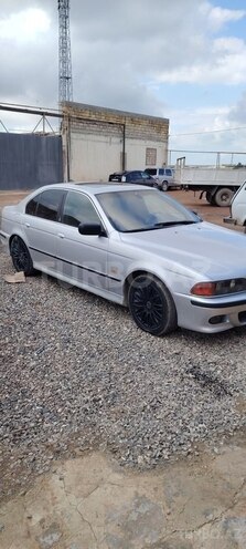 BMW 528 1998, 348,000 km - 2.8 л - Bakı