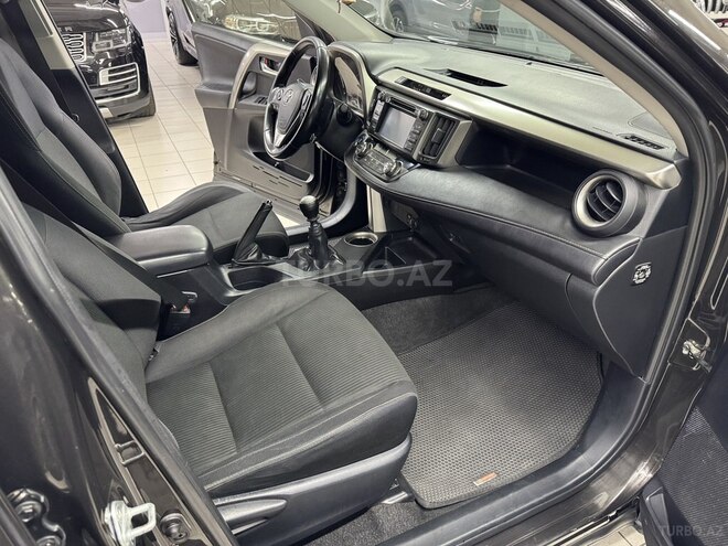 Toyota RAV4 2015, 260,000 km - 2.0 л - Bakı