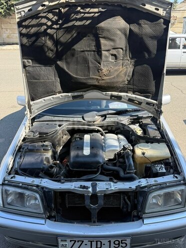Mercedes C 220 1998, 420,187 km - 2.2 l - Masallı