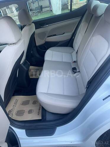 Hyundai Elantra 2018, 188,000 km - 2.0 l - Bakı