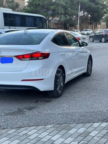 Hyundai Elantra 2018, 188,000 km - 2.0 l - Bakı