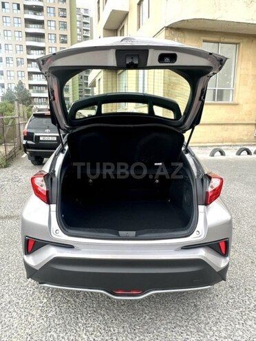 Toyota C-HR 2019, 17,000 km - 1.2 l - Bakı