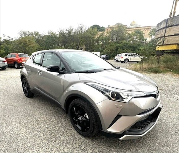 Toyota C-HR 2019, 17,000 km - 1.2 l - Bakı