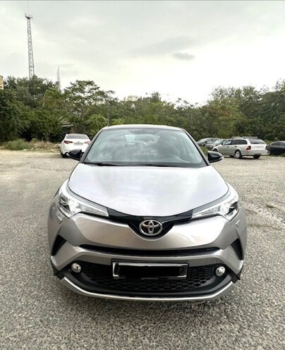 Toyota C-HR 2019, 17,000 km - 1.2 l - Bakı