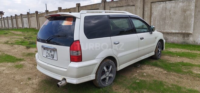 Mitsubishi Chariot 2001, 234,123 km - 2.4 l - Sumqayıt