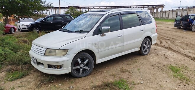 Mitsubishi Chariot 2001, 234,123 km - 2.4 l - Sumqayıt