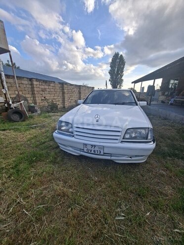 Mercedes C 230 1999, 415,000 km - 2.3 l - Şəmkir
