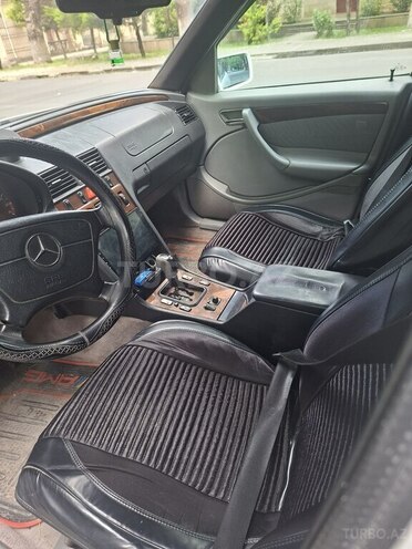 Mercedes C 230 1999, 415,000 km - 2.3 l - Şəmkir