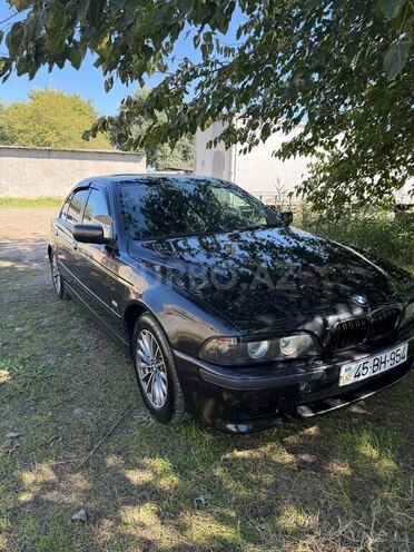 BMW 528 1996, 218,312 km - 2.8 l - Qazax