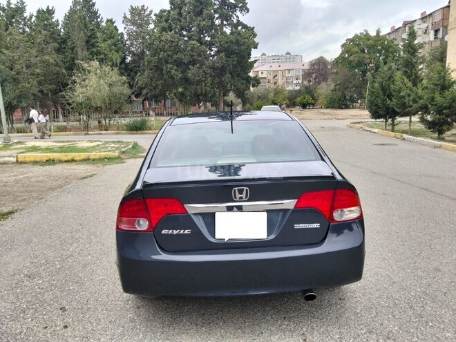 Honda Civic 2008, 282,000 km - 1.3 l - Sumqayıt