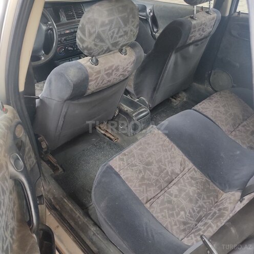 Opel Vectra 1996, 214,244 km - 1.6 л - Xudat