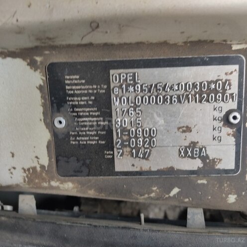 Opel Vectra 1996, 214,244 km - 1.6 л - Xudat