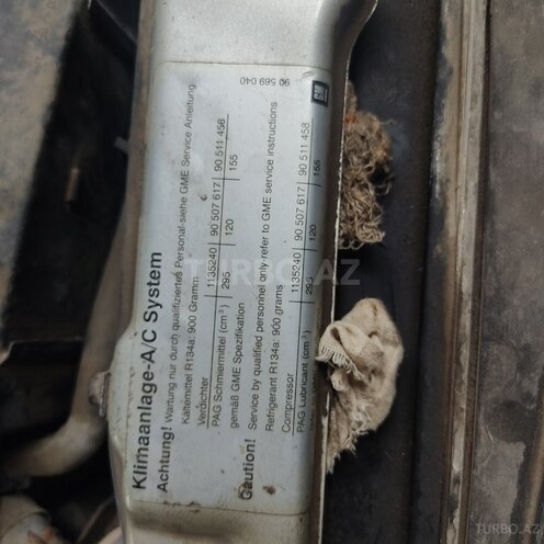 Opel Vectra 1996, 214,244 km - 1.6 л - Xudat