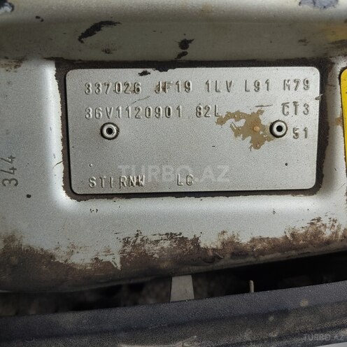Opel Vectra 1996, 214,244 km - 1.6 л - Xudat