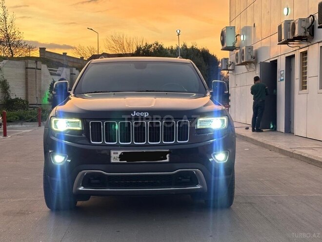 Jeep Grand Cherokee 2013, 210,000 km - 3.6 l - Xudat