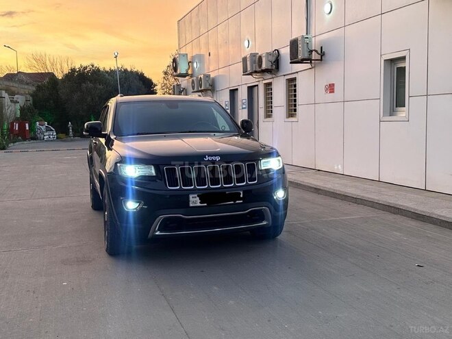 Jeep Grand Cherokee 2013, 210,000 km - 3.6 l - Xudat