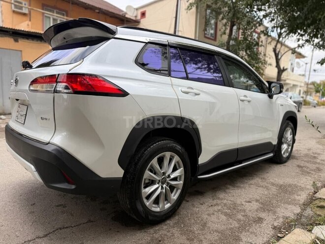 Toyota Corolla Cross 2025, 10,400 km - 2.0 л - Bakı