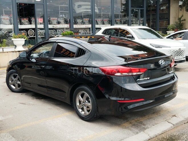 Hyundai Avante 2016, 158,000 km - 1.6 л - Bakı