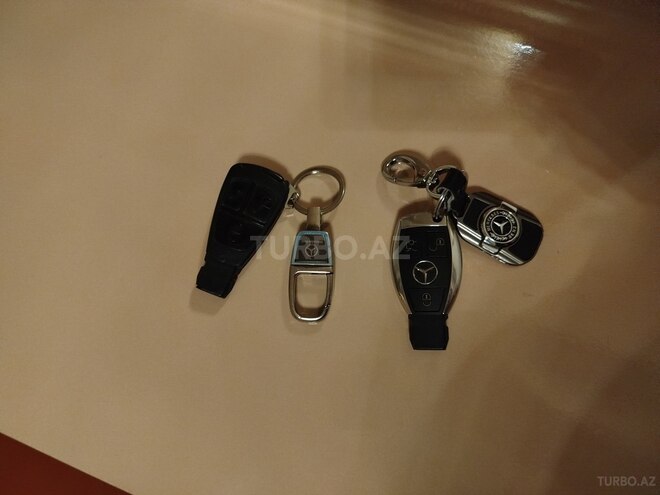 Mercedes E 280 2000, 286,000 km - 2.8 л - Mingəçevir