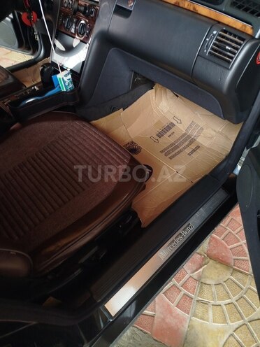 Mercedes E 280 2000, 286,000 km - 2.8 л - Mingəçevir